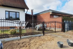 287-Dekorative-Stahlzaune
