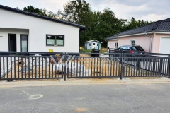 249-Moderne-Stahlzaune